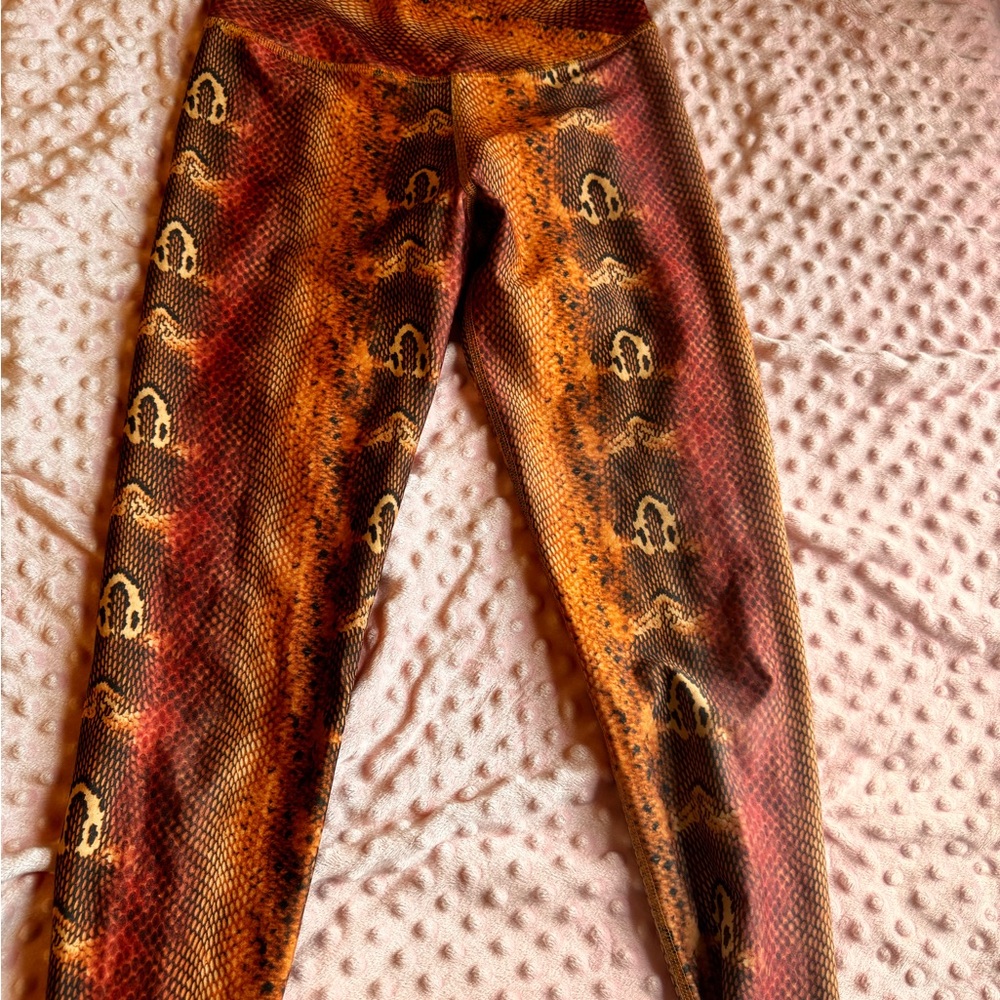 Mika Yoga Snake Print Leggings in Rust and Black